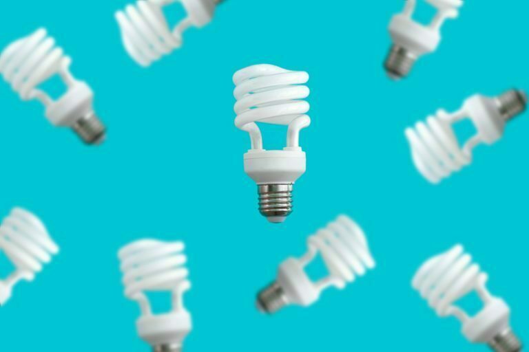 BLUE BACKGROUND WITH LIGHT BULBS